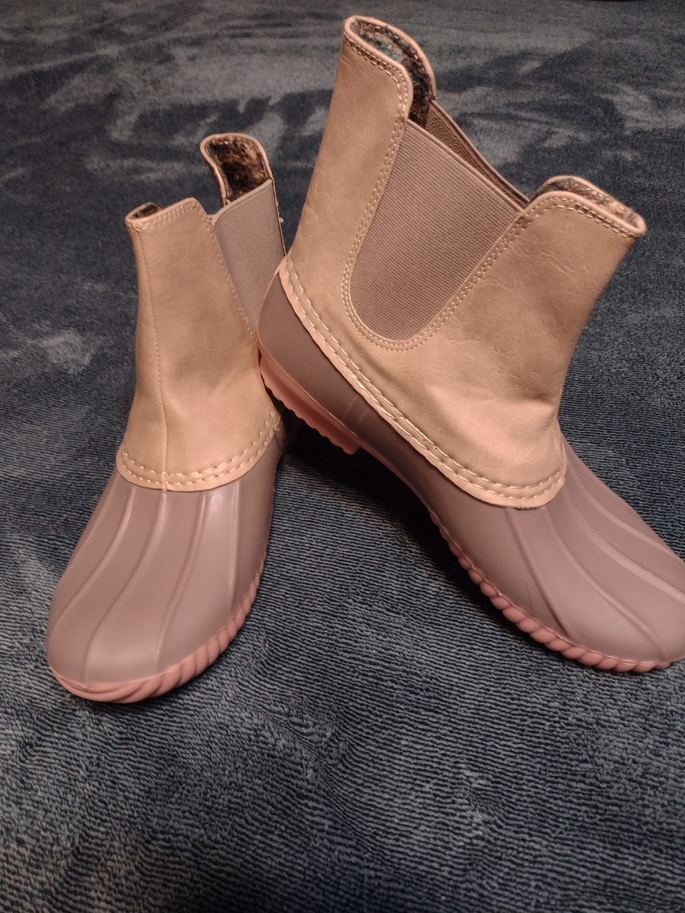 Avanti Women's Chelsea Duck Boots in Taupe Pink